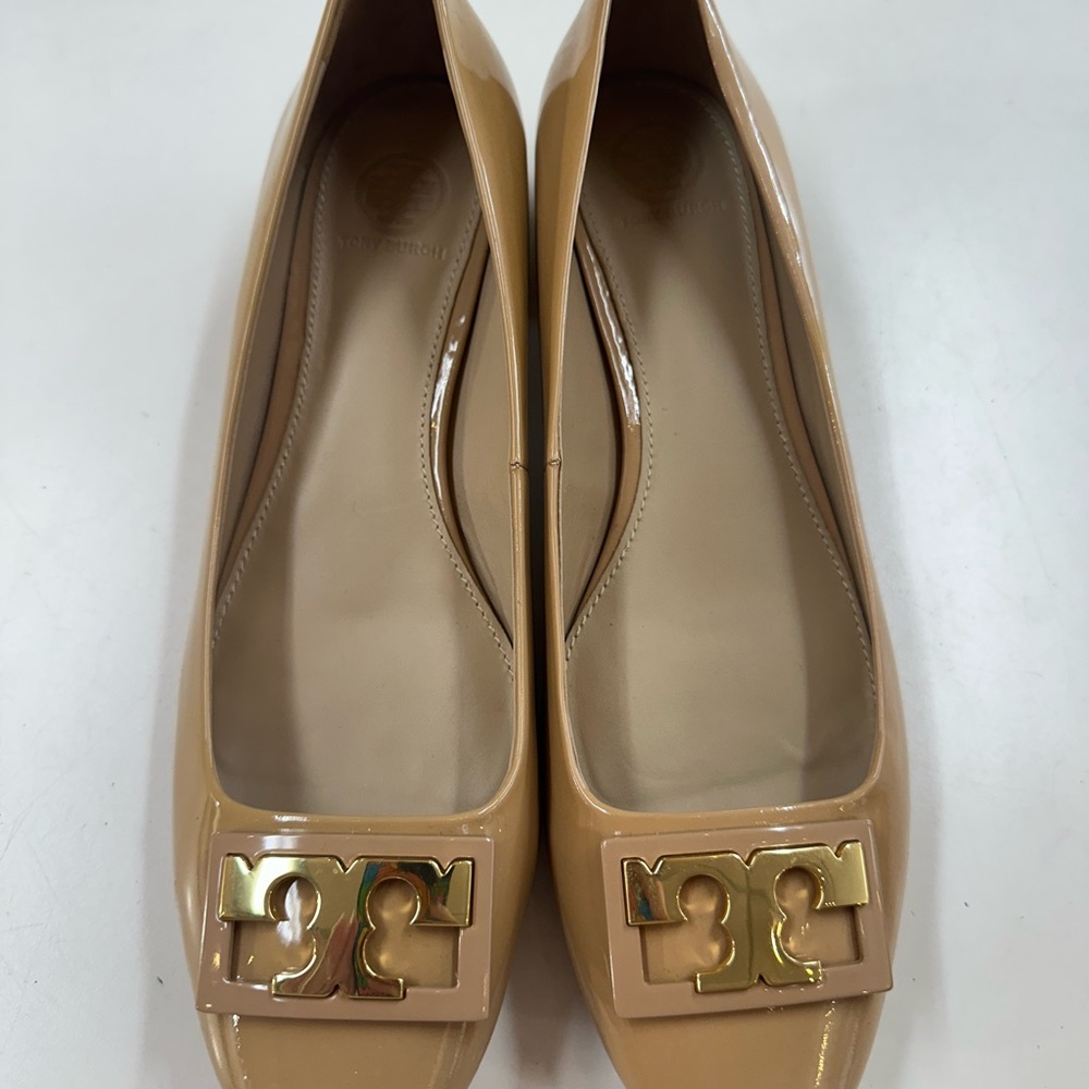 Tory Burch Tan Gold Flats Timeless Elegance